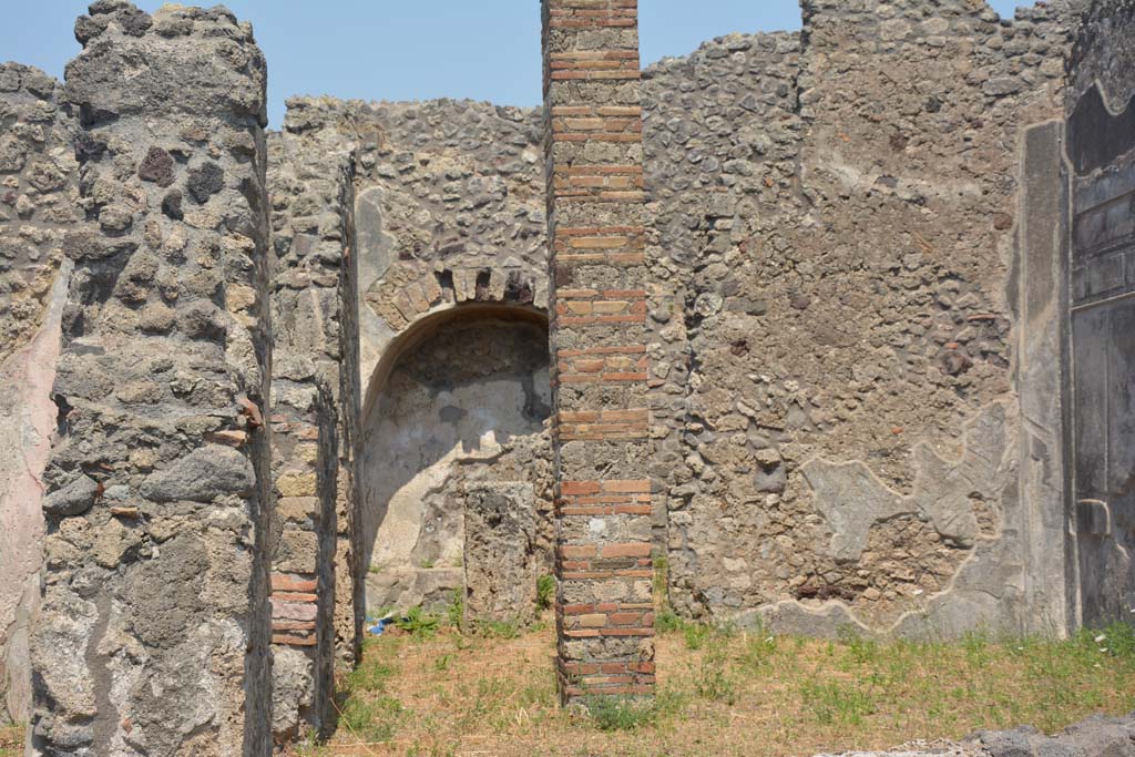 IX.3.2 Pompeii. July 2017. Looking east to garden area. 
Foto Annette Haug, ERC Grant 681269 DÉCOR.
