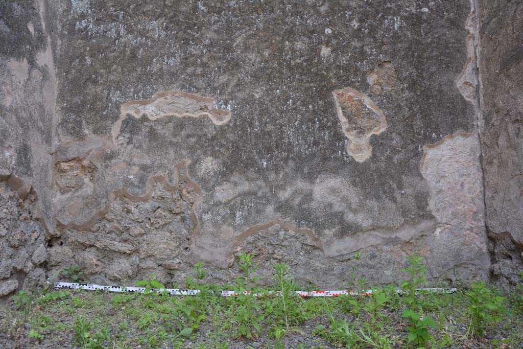 IX.5.2 Pompeii. May 2017. Room �r�, lower west wall.  
Foto Christian Beck, ERC Grant 681269 D�COR.
