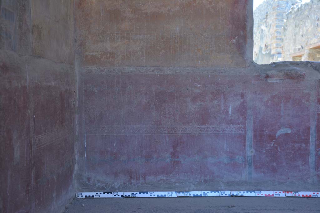 IX.5.6 Pompeii. May 2017. Room i, zoccolo on south wall in south-east corner.      
Foto Christian Beck, ERC Grant 681269 D�COR.
