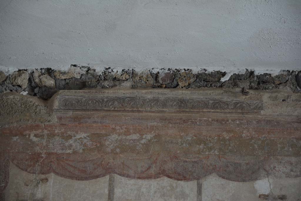IX.5.6 Pompeii. May 2017. Room i, detail of stucco on upper west wall in centre.
Foto Christian Beck, ERC Grant 681269 DÉCOR.