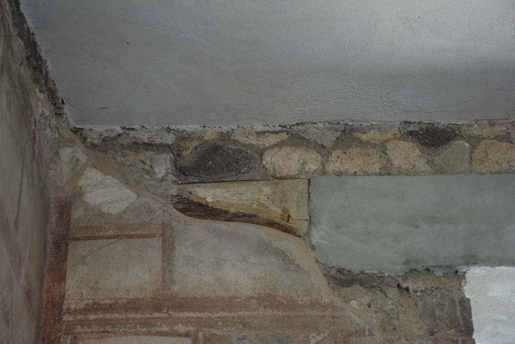 IX.5.6 Pompeii. May 2017. Room i, detail from upper north wall in north-west corner
Foto Christian Beck, ERC Grant 681269 DÉCOR.