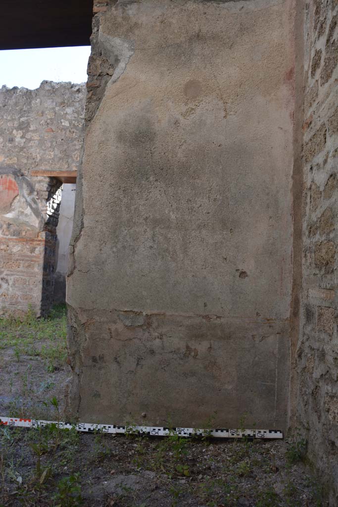 IX.5.6 Pompeii. May 2017. Room o, west wall on north side of doorway. 
Foto Christian Beck, ERC Grant 681269 D�COR.
