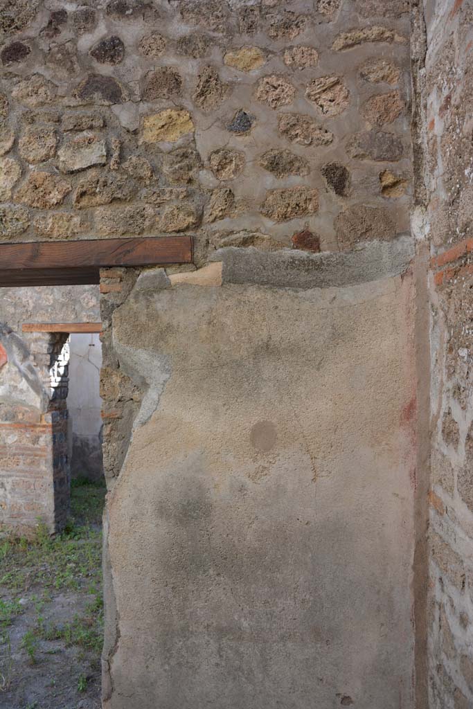 IX.5.6 Pompeii. May 2017. Room o, upper west wall in north-west corner.  
Foto Christian Beck, ERC Grant 681269 D�COR.
