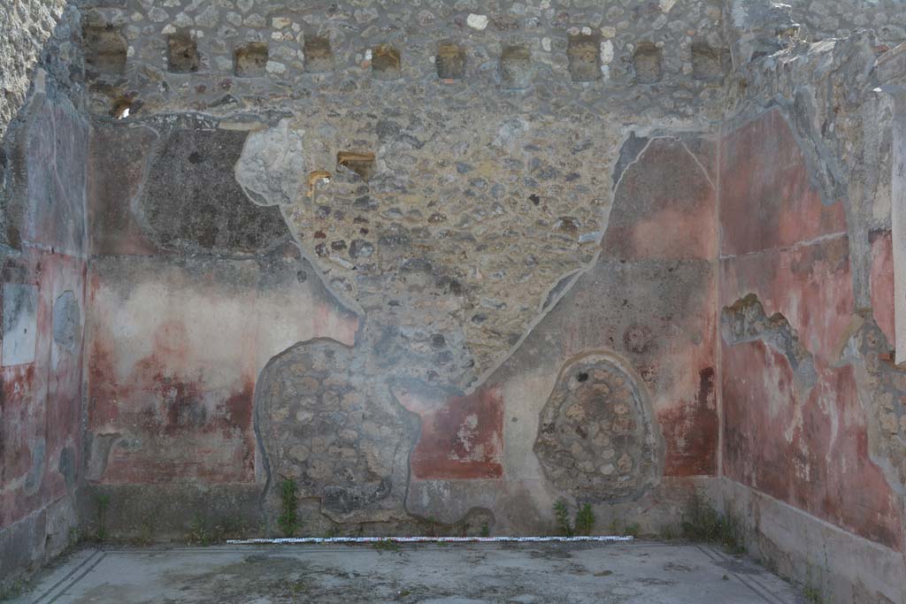 IX.5.6 Pompeii. May 2017. West ala d, west wall.
Foto Christian Beck, ERC Grant 681269 D�COR.
