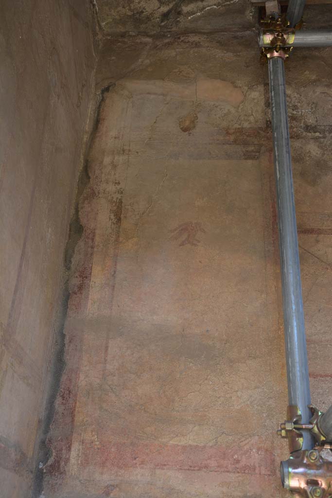 IX.5.6 Pompeii. May 2017. Room k, (west side), upper north wall in north-west corner.
Foto Christian Beck, ERC Grant 681269 DÉCOR.