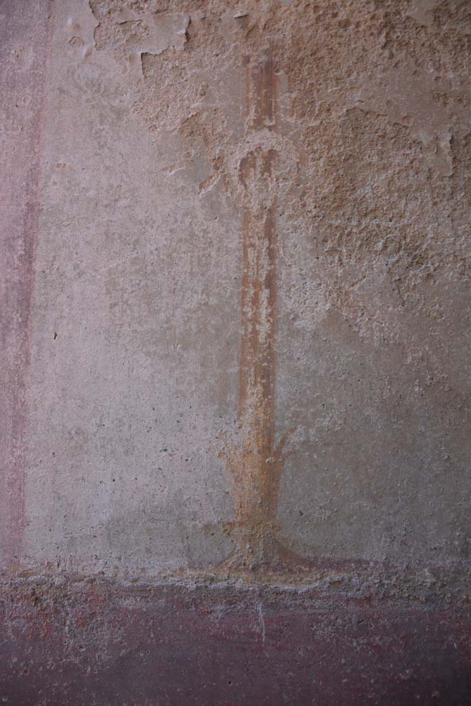 IX.5.6 Pompeii. May 2017. Room k, (east side), detail of painted candelabra on north wall.
Foto Christian Beck, ERC Grant 681269 D�COR.
