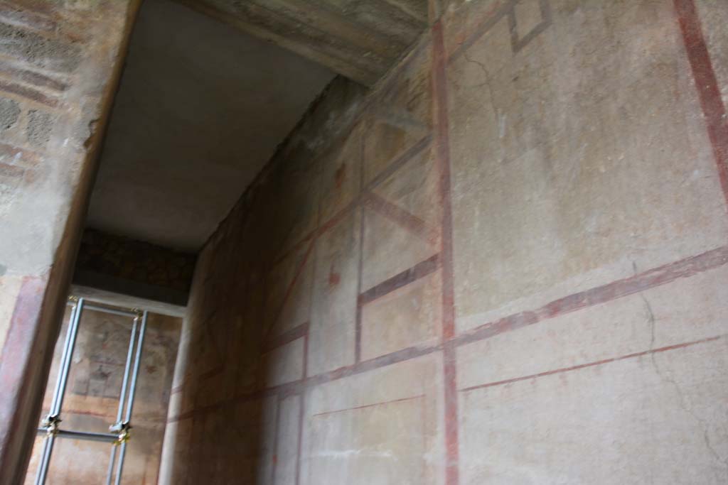 IX.5.6 Pompeii. March 2017. Room k�, looking north along upper east side of corridor.  
Foto Christian Beck, ERC Grant 681269 D�COR.
