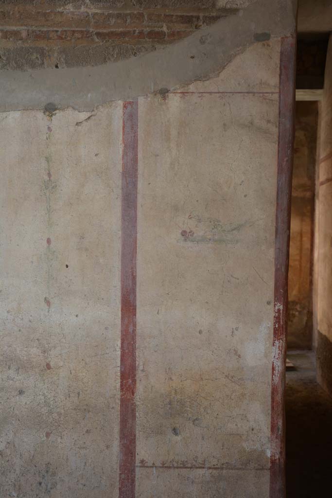 IX.5.6 Pompeii. May 2017. Room l (L), north wall, panel at east end, with corridor on right.
Foto Christian Beck, ERC Grant 681269 D�COR.

