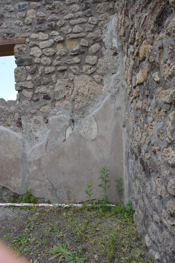 IX.5.8 Pompeii. May 2017. South wall at west end.
Foto Christian Beck, ERC Grant 681269 D�COR.
