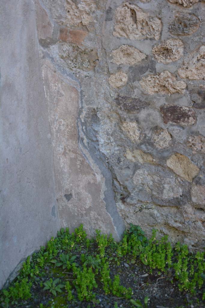 IX.5.8, Pompeii. March 2017. Lower west wall in south-west corner. 
Foto Christian Beck, ERC Grant 681269 D�COR.

