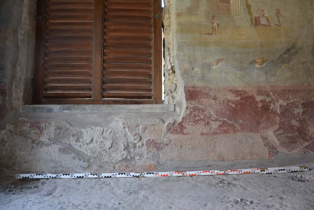 IX.5.9 Pompeii. May 2017. Room “l (L)”, detail from below window on south wall.
Foto Christian Beck, ERC Grant 681269 DÉCOR.
