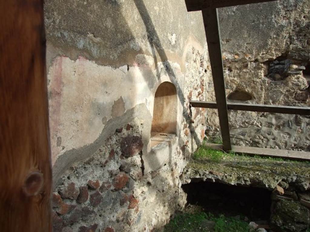 IX.5.9 Pompeii. December 2007. Room �n�, kitchen, looking east. 

