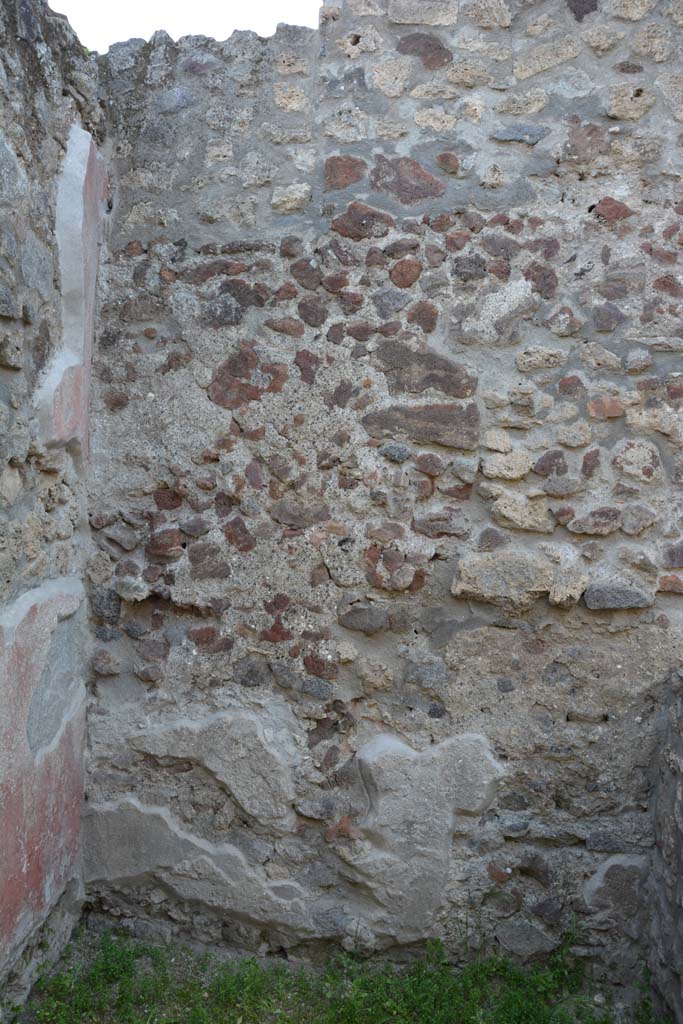 IX.5.9 Pompeii. May 2017. Room �n/q�, west wall at south end.
Foto Christian Beck, ERC Grant 681269 D�COR.

