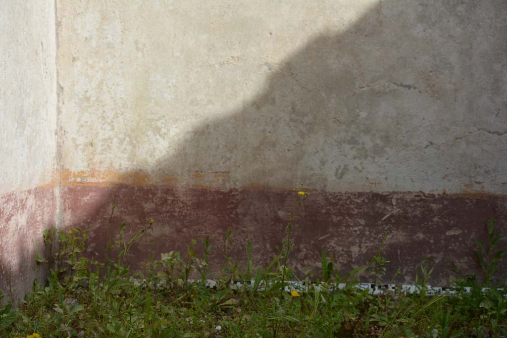 IX.5.9 Pompeii. May 2017. Room “o”, lower south wall in south-east corner.
Foto Christian Beck, ERC Grant 681269 DÉCOR.