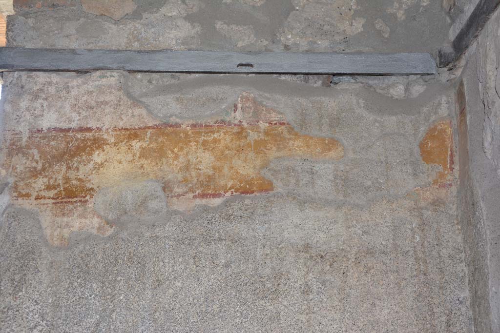 IX.5.9 Pompeii. May 2017. Room “e”, painted decoration on upper east wall.
Foto Christian Beck, ERC Grant 681269 DÉCOR.