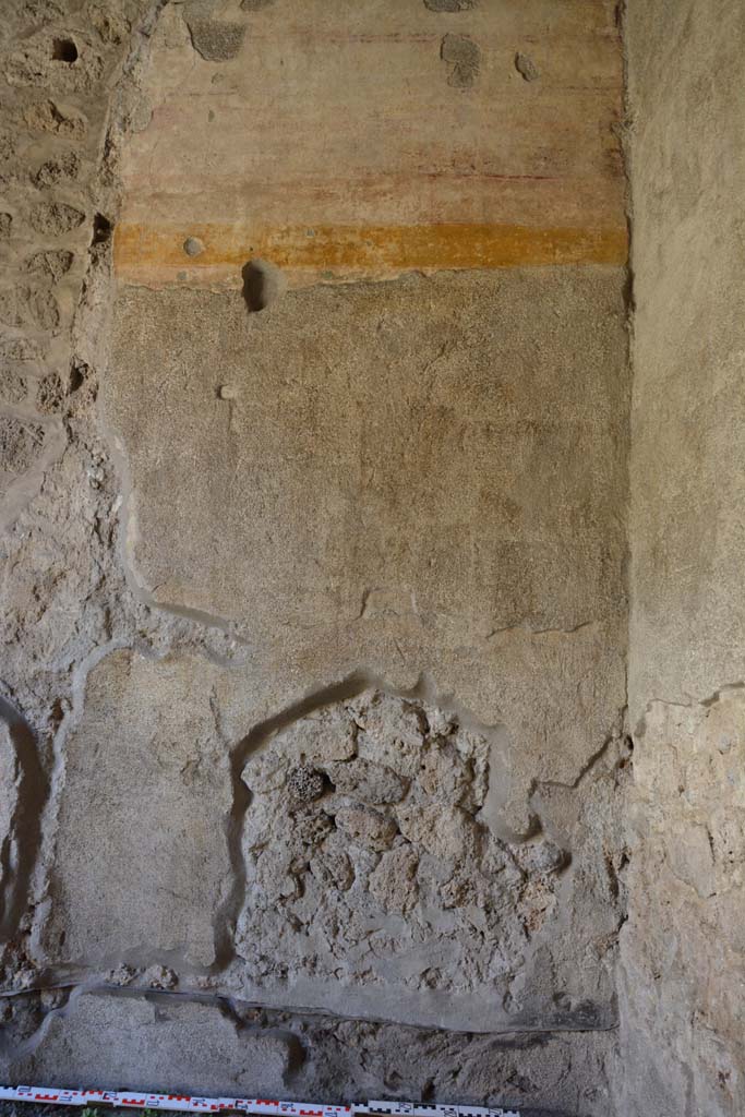 IX.5.9 Pompeii. May 2017. Room “e”, south wall in south-west corner.
Foto Christian Beck, ERC Grant 681269 DÉCOR.