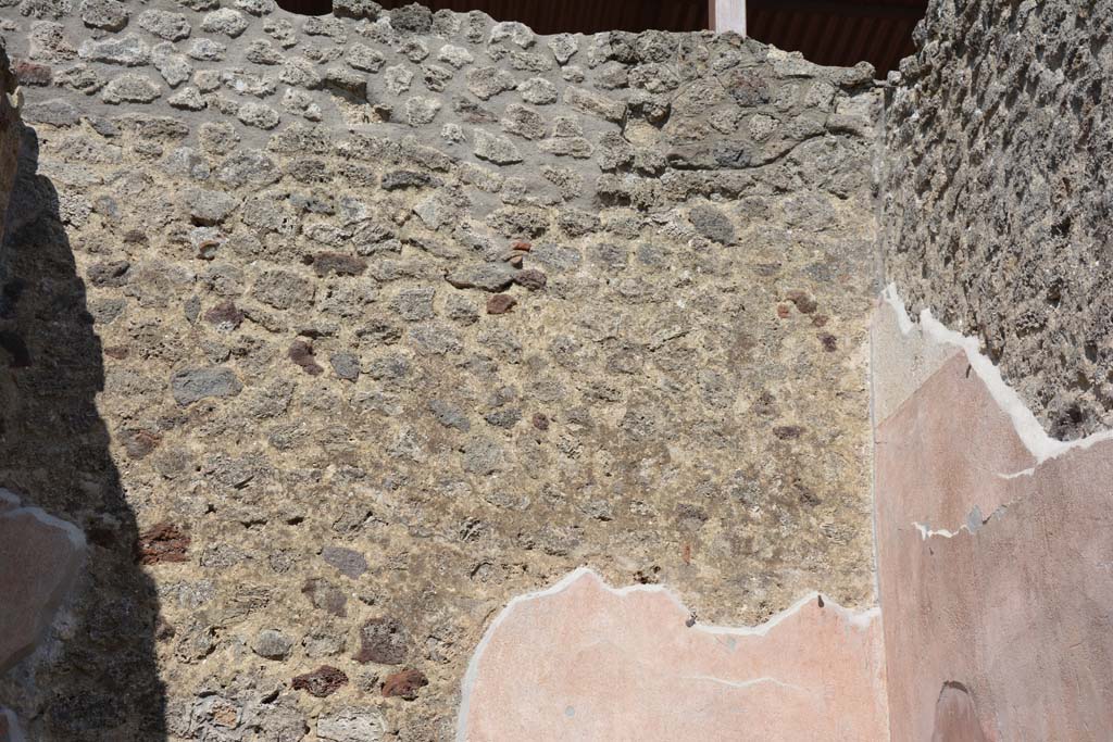 IX.5.9 Pompeii. May 2017. Room �g�, upper east wall at south end.
Foto Christian Beck, ERC Grant 681269 D�COR.

