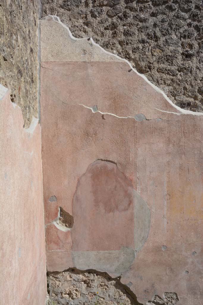 IX.5.9 Pompeii. May 2017. Room �g�, south wall at east end.
Foto Christian Beck, ERC Grant 681269 D�COR.
