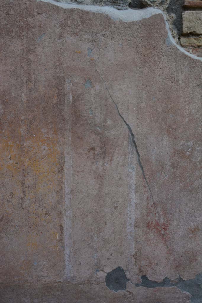 IX.5.9 Pompeii. March 2017. 
Room �g�, south wall at west end, separating panel between yellow central and red side panel.
Foto Christian Beck, ERC Grant 681269 D�COR.
