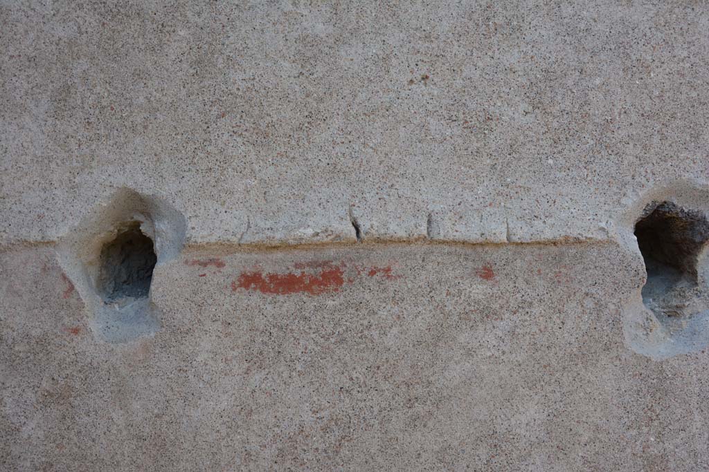 IX.5.9 Pompeii. May 2017. Room �h�, upper north end of east wall.
Foto Christian Beck, ERC Grant 681269 D�COR.
