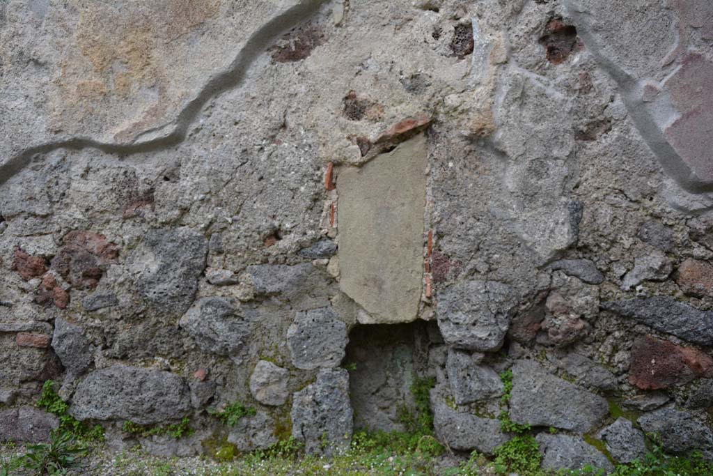 IX.5.9 Pompeii. March 2017. Room �i�, detail from east wall in south-east corner.
Foto Christian Beck, ERC Grant 681269 D�COR.
