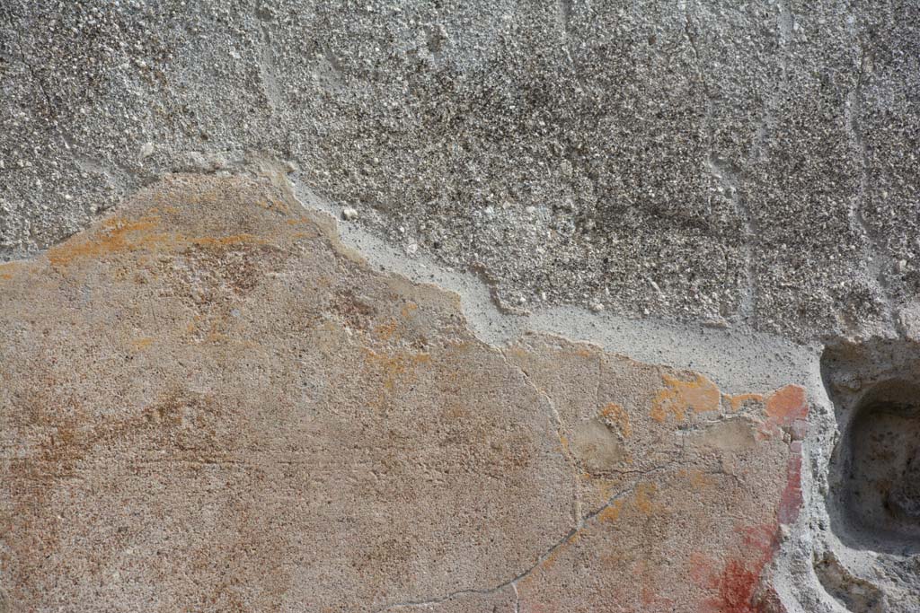 IX.5.9 Pompeii. May 2017. Room �i�, detail of remaining stucco on upper south wall in south-east corner.
Foto Christian Beck, ERC Grant 681269 D�COR.
