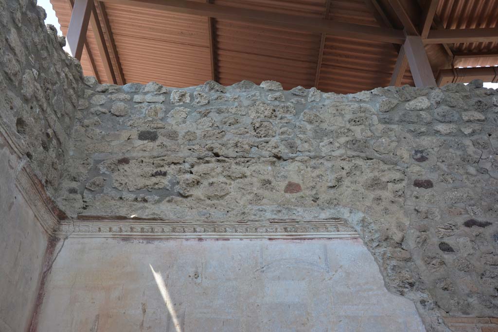 IX.5.11 Pompeii. May 2017. Room k, upper north wall in north-west corner.
Foto Christian Beck, ERC Grant 681269 D�COR.

