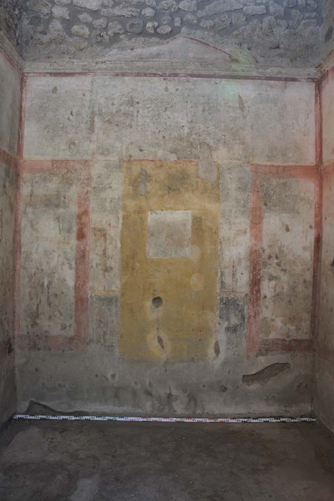 IX.5.11 Pompeii. May 2017. Room f, looking towards west wall.
Foto Christian Beck, ERC Grant 681269 D�COR.
