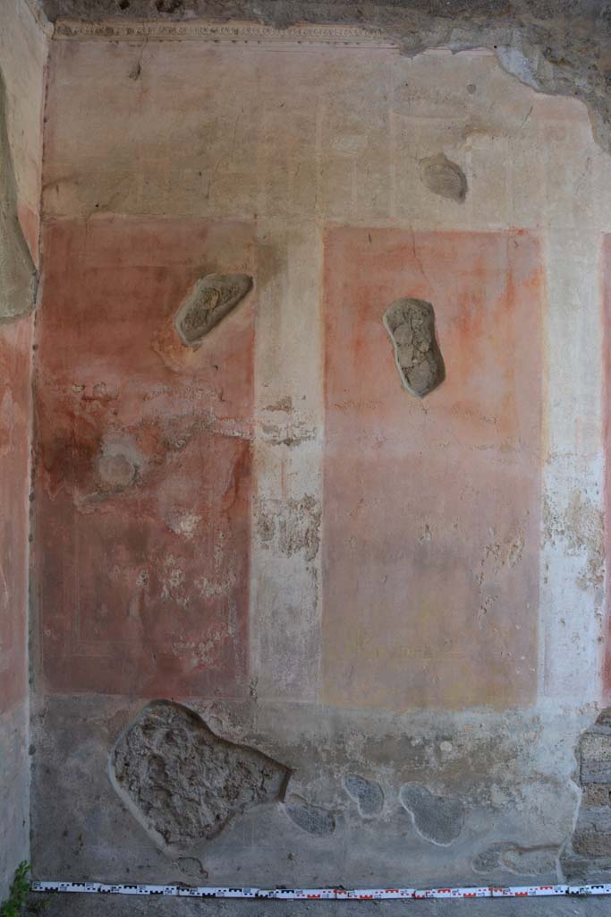 IX.5.11 Pompeii. May 2017. Room e, looking towards north wall at west end.
Foto Christian Beck, ERC Grant 681269 D�COR.

