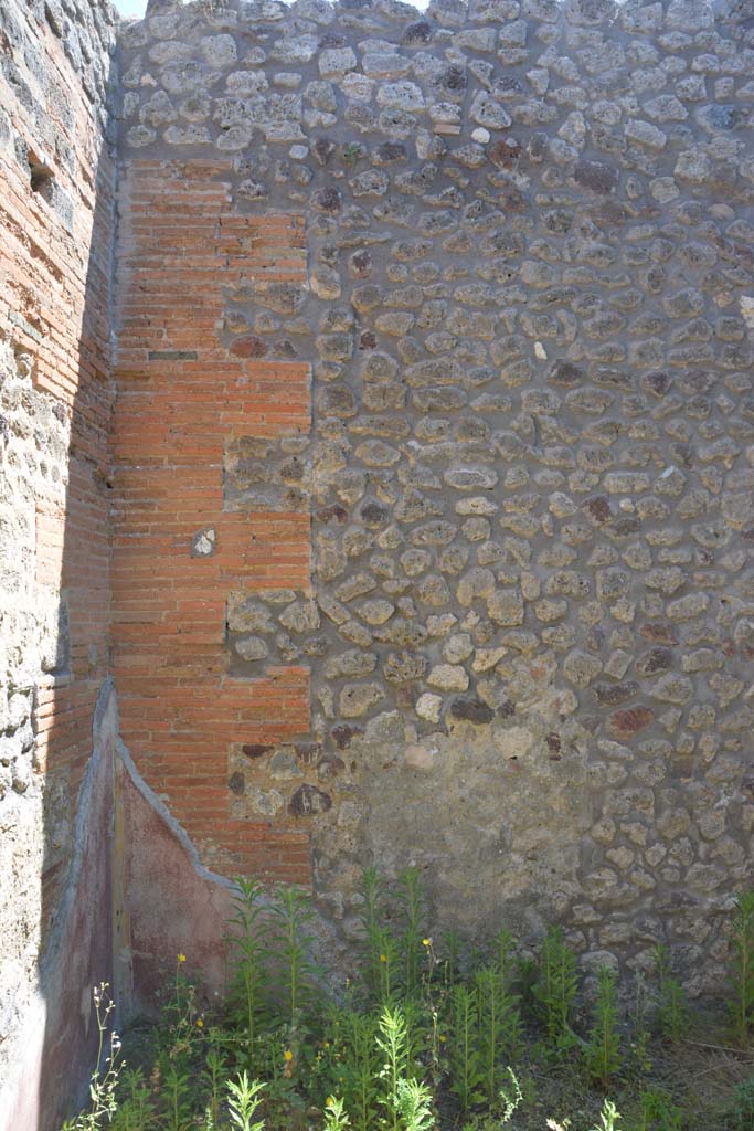 IX.5.11 Pompeii. May 2017. Room c, east wall at north end.  
Foto Christian Beck, ERC Grant 681269 D�COR
