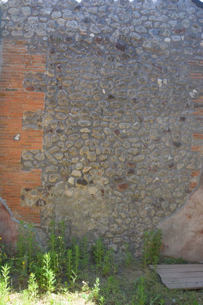 IX.5.11 Pompeii. May 2017. Room c, centre of east wall.   
Foto Christian Beck, ERC Grant 681269 D�COR

