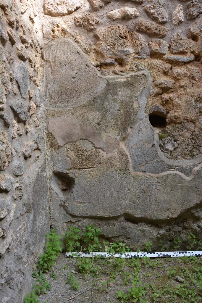IX.5.11 Pompeii. May 2017. Room o, south wall in south-east corner.
Foto Christian Beck, ERC Grant 681269 D�COR.
