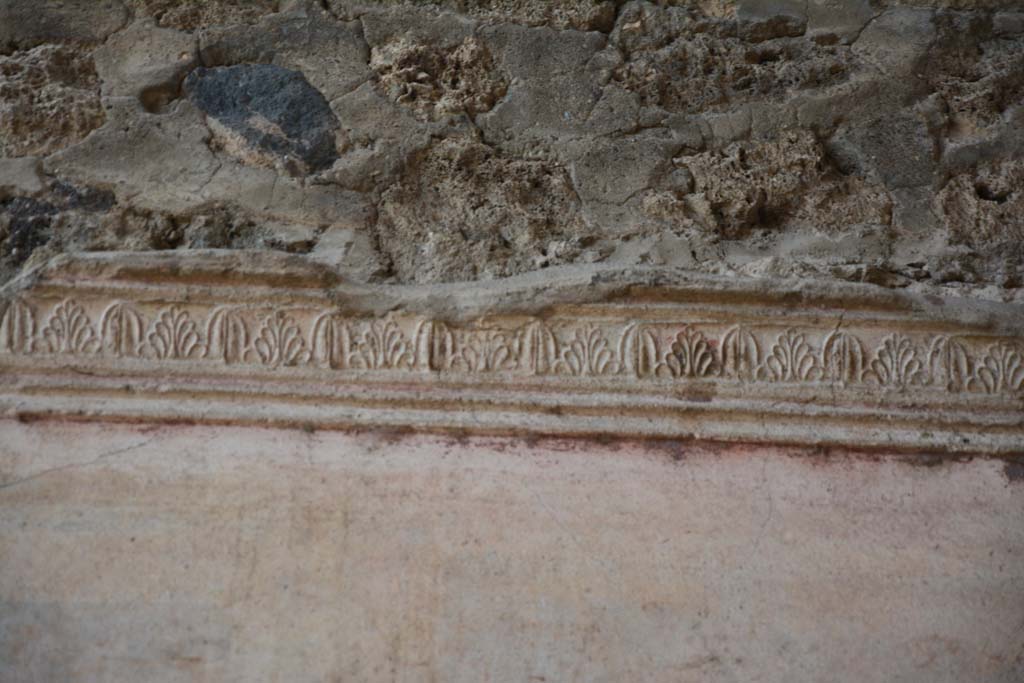 IX.5.11 Pompeii. March 2017. Room h, detail of upper south wall and stucco frieze.  
Foto Christian Beck, ERC Grant 681269 D�COR.

