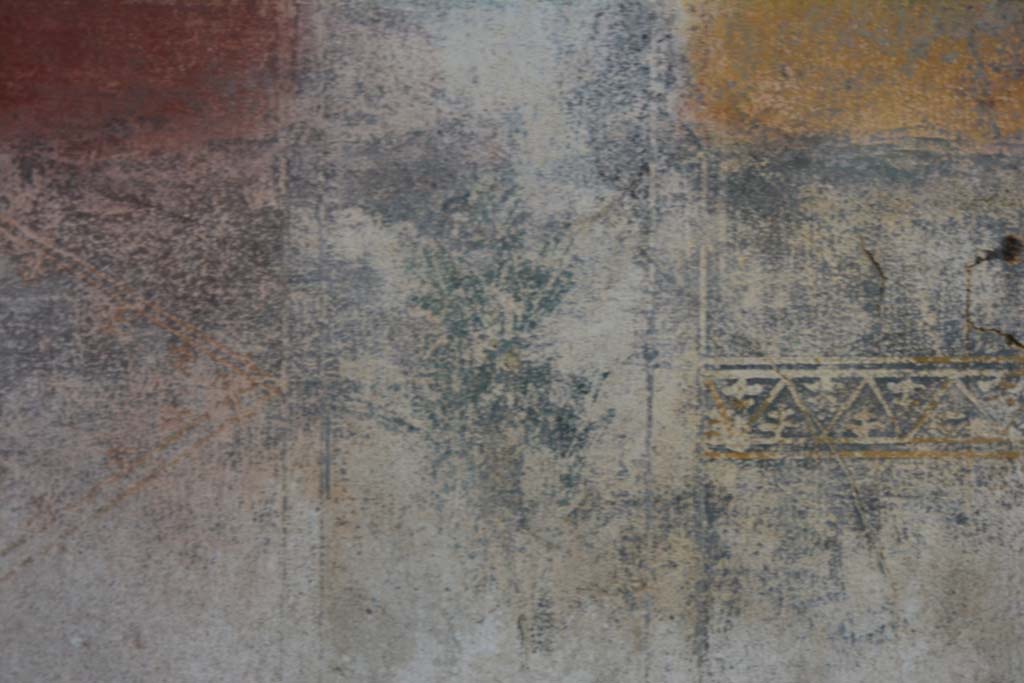 IX.5.11 Pompeii. March 2017. Room h, detail from black painted zoccolo in centre of lower south wall. 
Foto Christian Beck, ERC Grant 681269 D�COR.
