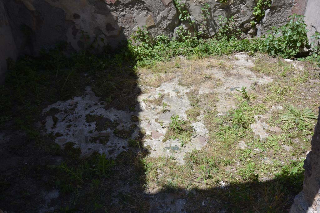 IX.5.14 Pompeii. May 2017. Room �L�, flooring.
Foto Christian Beck, ERC Grant 681269 D�COR.

