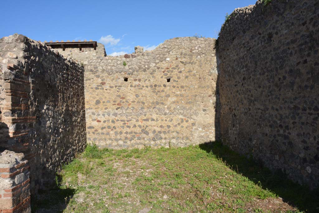 IX.5.14 Pompeii. March 2017. Room �m�, looking east.   
Foto Christian Beck, ERC Grant 681269 D�COR.

