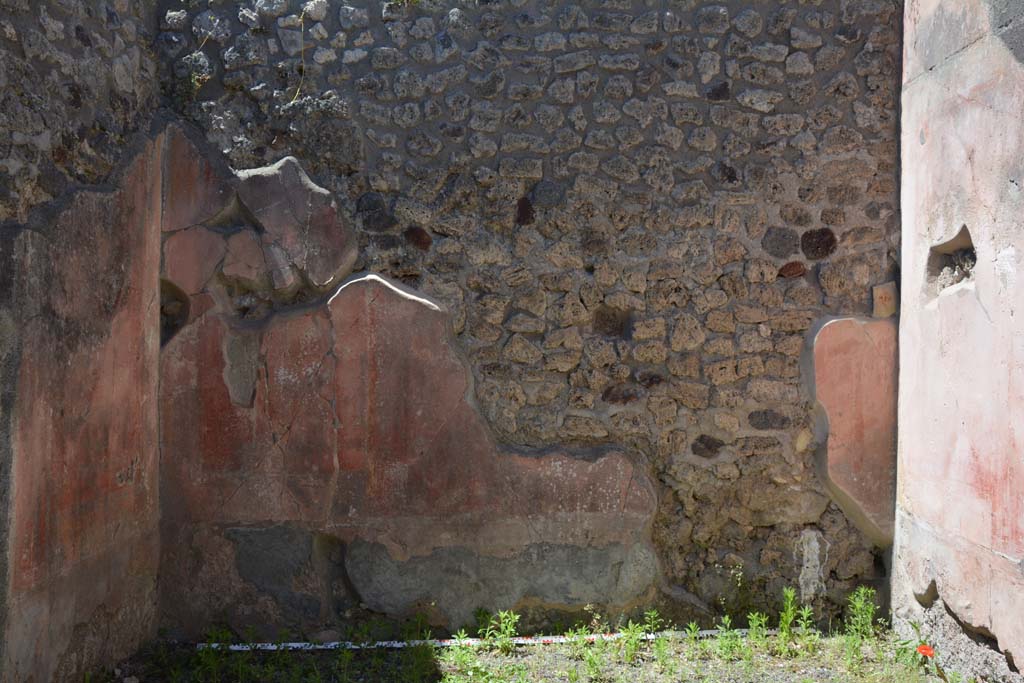 IX.5.14 Pompeii. May 2017. Room �f�, looking towards west wall.
Foto Christian Beck, ERC Grant 681269 D�COR.
