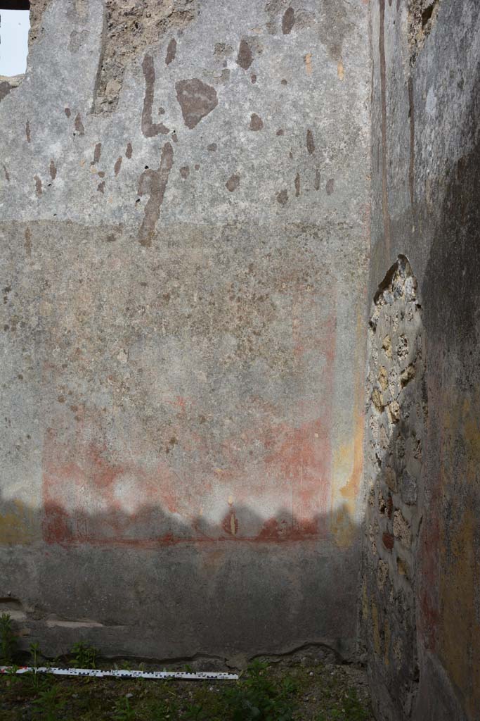 IX.5.14 Pompeii. May 2017. Room �d�, east wall at south end.
Foto Christian Beck, ERC Grant 681269 D�COR.
