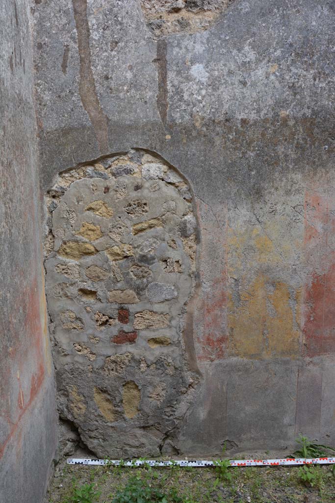 IX.5.14 Pompeii. May 2017. Room �d�, south wall in south-east corner.
Foto Christian Beck, ERC Grant 681269 D�COR.
