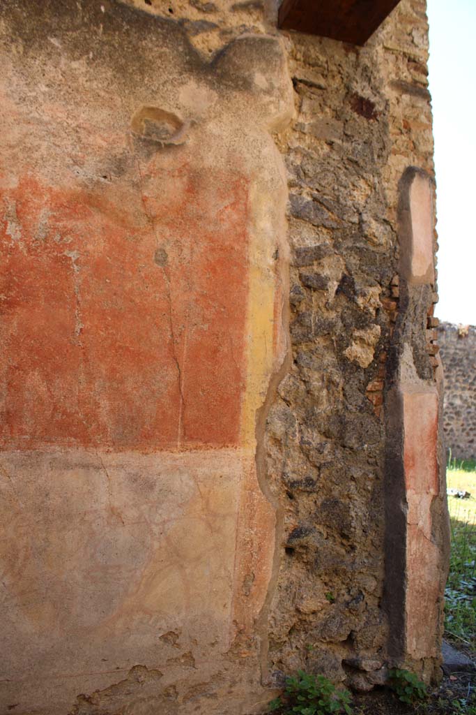 IX.5.14 Pompeii. May 2019. Room �d�, south wall at west end near doorway.
Foto Christian Beck, ERC Grant 681269 D�COR.


