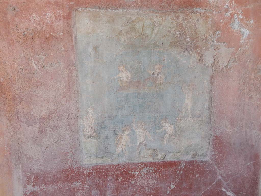 IX.5.14 Pompeii. June 2019. 
Room �c�, north wall of cubiculum on north side of entrance corridor. Wall painting of Venus with fishing cupids.
Photo courtesy of Buzz Ferebee.

