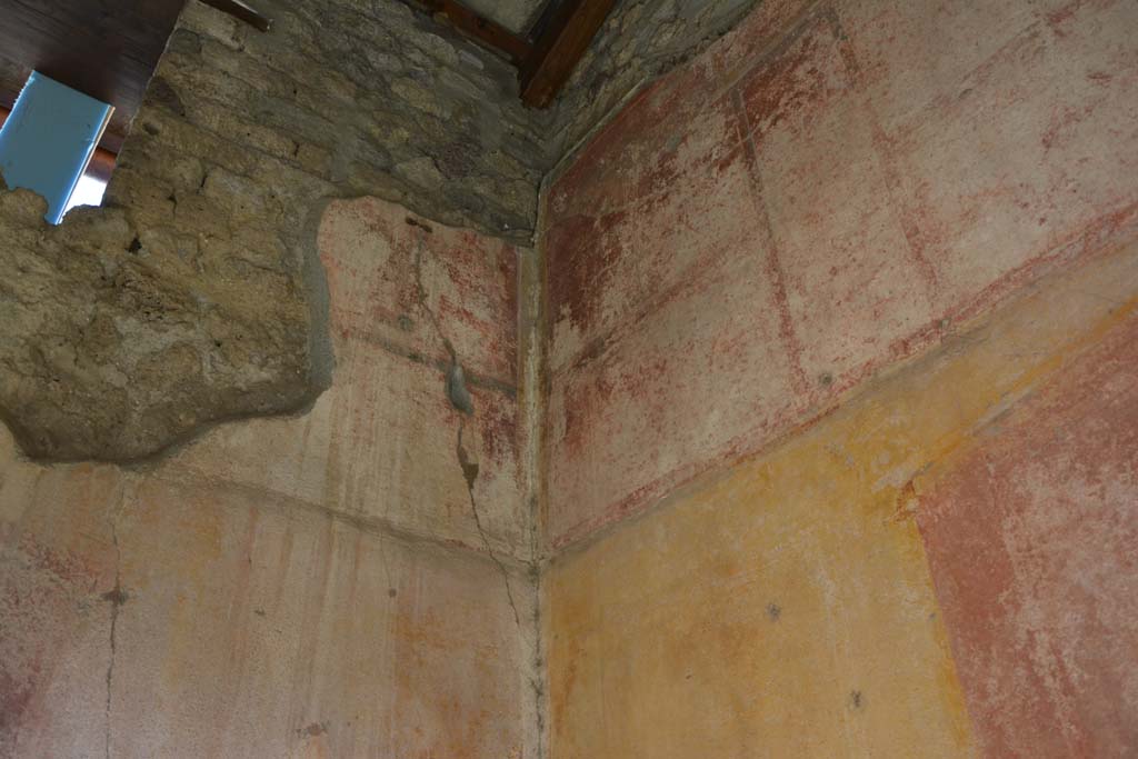 IX.5.14 Pompeii. March 2017. Room �c�, upper south-east corner.
Foto Christian Beck, ERC Grant 681269 D�COR.
