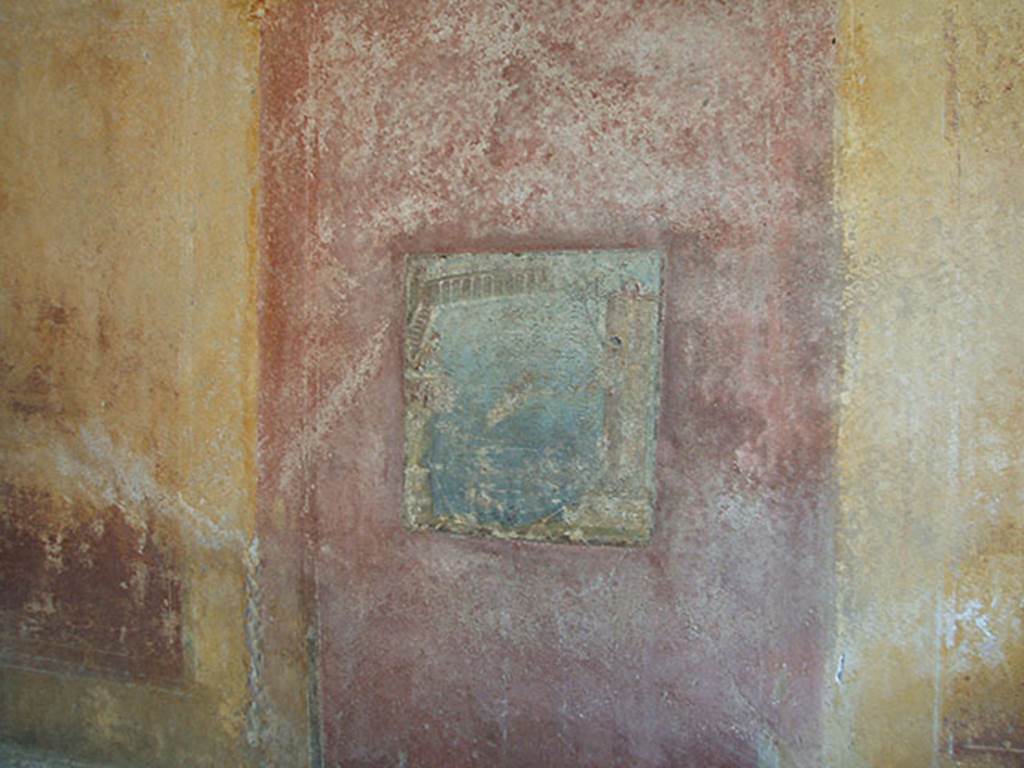 IX.5.14 Pompeii. May 2005. Room �c�, south wall of cubiculum.