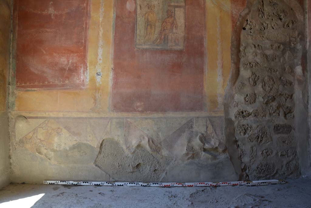 IX.5.14 Pompeii. May 2017. Room �g�, lower north wall.
Foto Christian Beck, ERC Grant 681269 D�COR.
