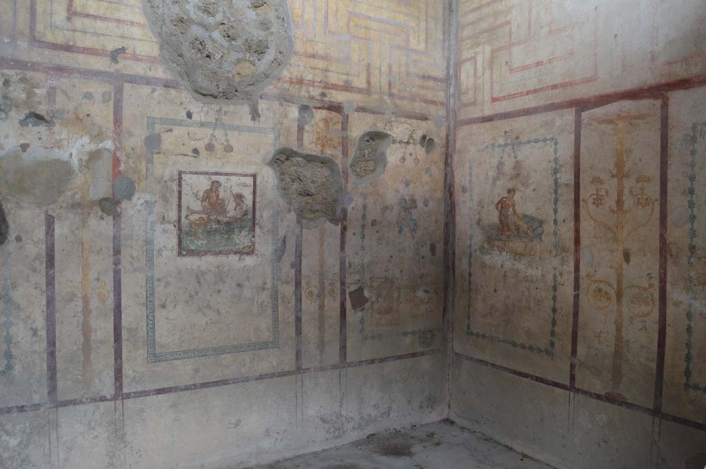 IX.5.16 Pompeii. March 2018. Cubiculum f’, looking towards west wall and north-west corner.
Foto Taylor Lauritsen, ERC Grant 681269 DÉCOR.