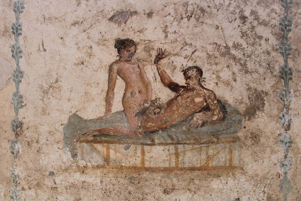 IX.5.16 Pompeii. May 2019. Room f’, detail from erotic painting at east end of north wall.
Foto Christian Beck, ERC Grant 681269 DÉCOR.