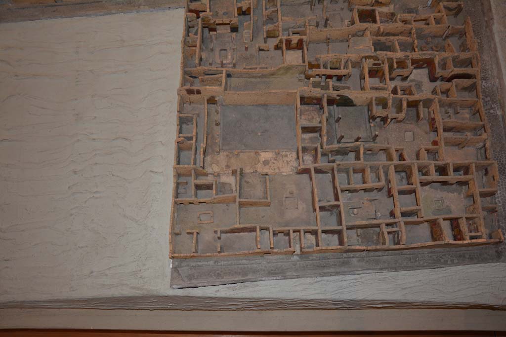 IX.5.14-16 Pompeii. July 2017. Rooms in south-east corner of insula, lower centre, IX.5.16 linked to IX.5.14.
Extract from cork model in Naples Archaeological Museum.
Foto Annette Haug, ERC Grant 681269 DÉCOR.