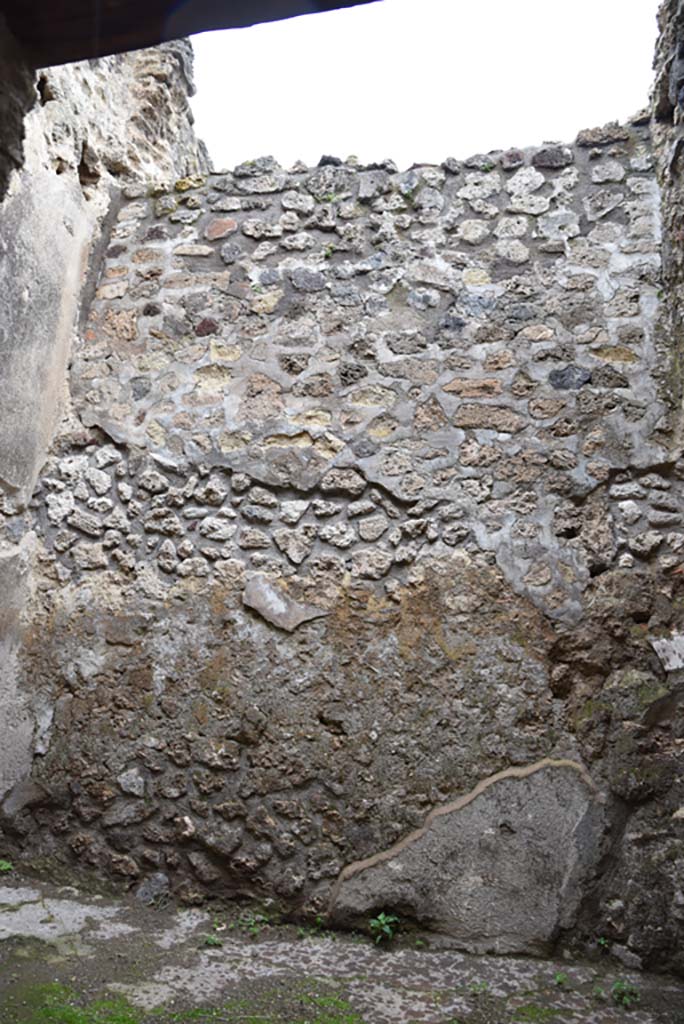 IX.5.18 Pompeii. March 2018.  Room “t”, looking towards north wall.
Foto Annette Haug, ERC Grant 681269 DÉCOR.
