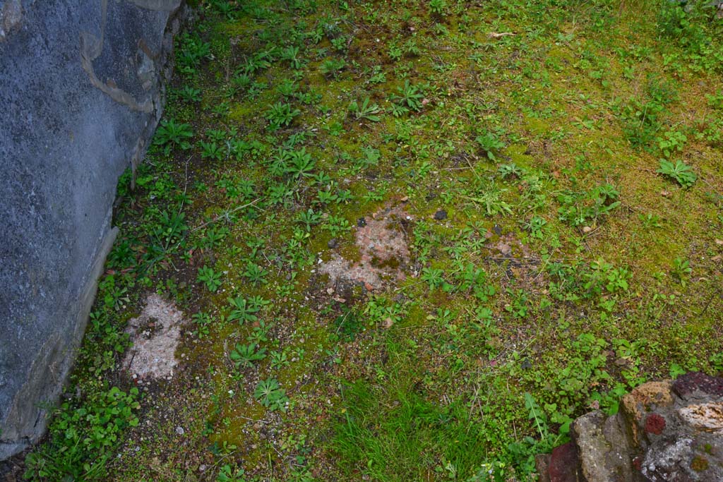 IX.5.18 Pompeii. March 2017. Room g, looking across flooring.
Foto Christian Beck, ERC Grant 681269 DÉCOR.
