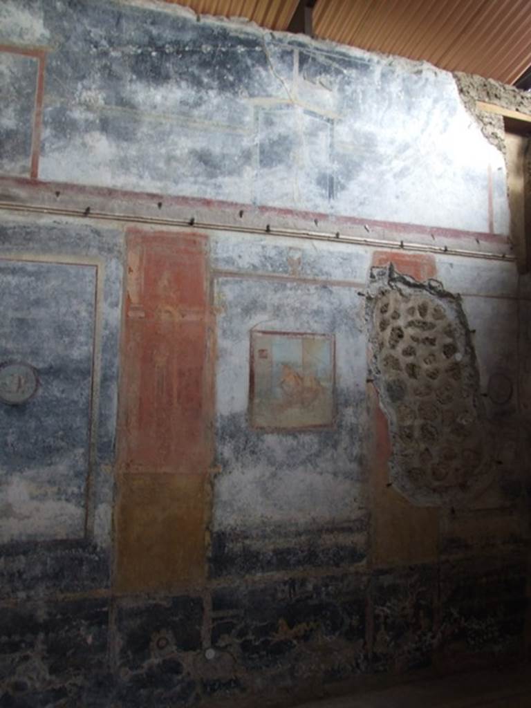 IX.8.6 Pompeii. December 2007. Room 40, north wall of cubiculum.